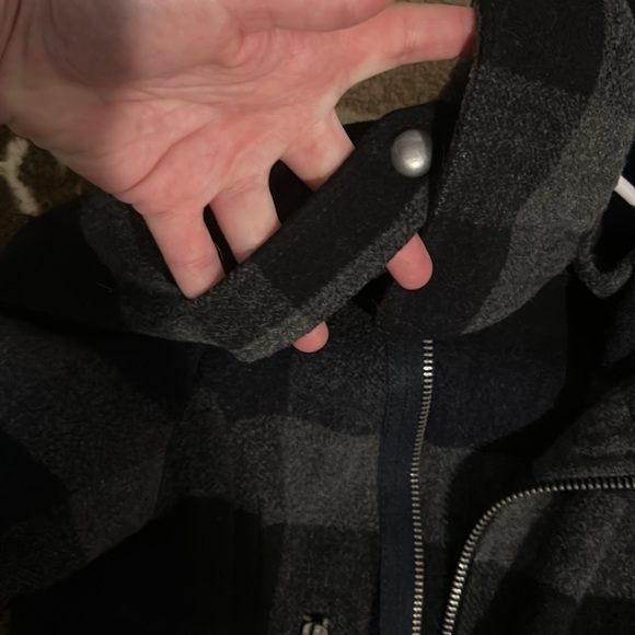 American Eagle Outfitters Black and Gray Plaid wool Jacket - Picture 12 of 17